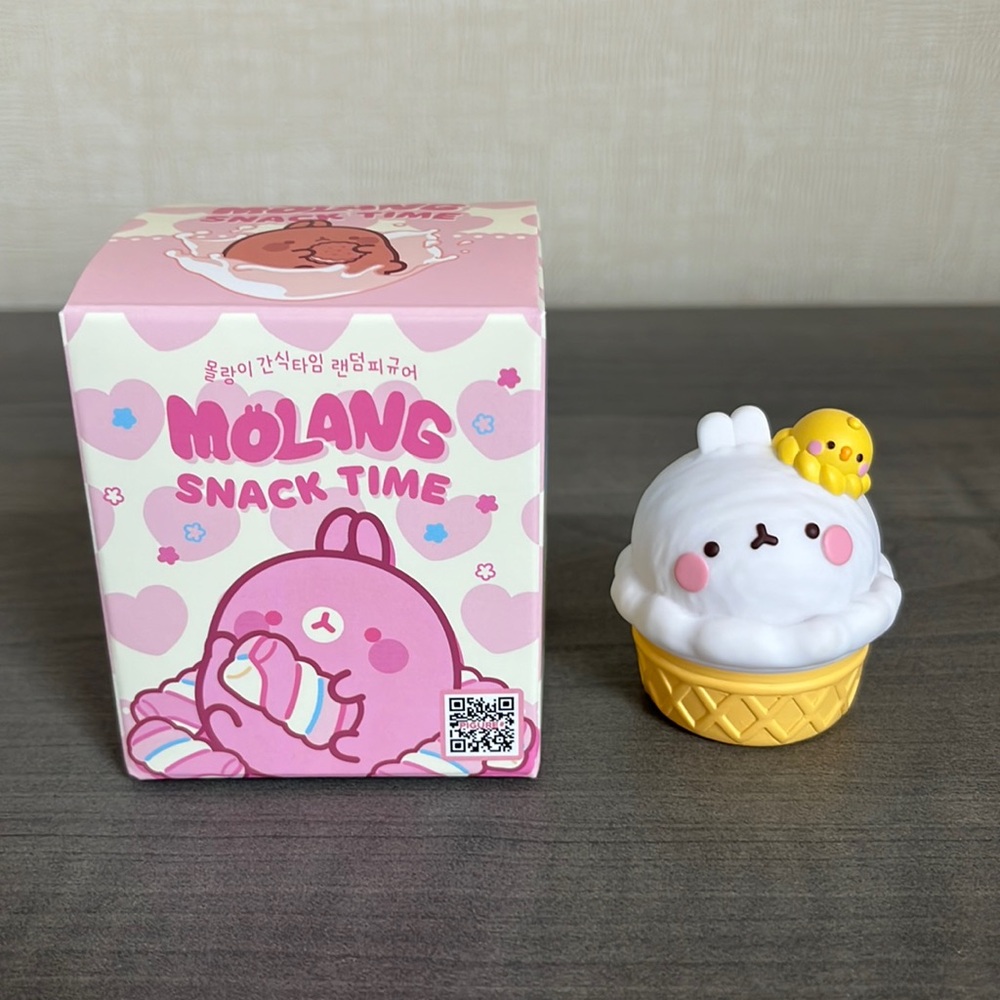 MOLANG BLIND BOX: SNACK TIME EDITION